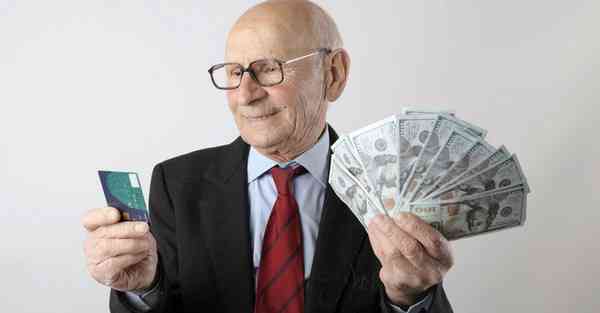 天龙八部官服私服区别